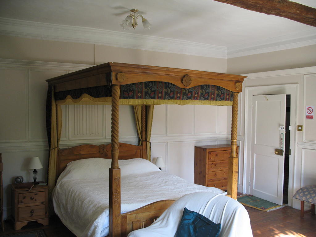 Rothmans B&B Chelmsford Rum bild