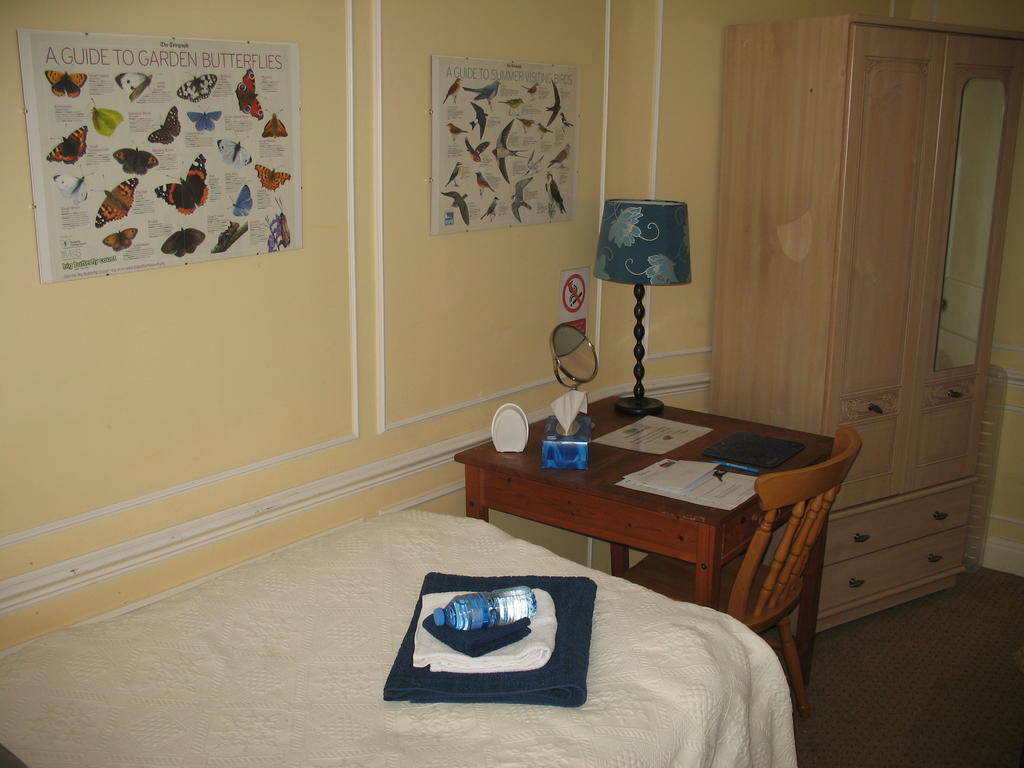 Rothmans B&B Chelmsford Exteriör bild