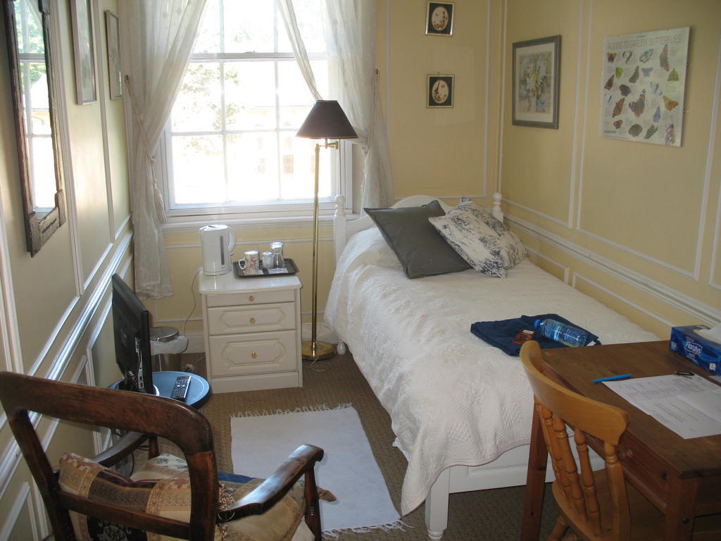 Rothmans B&B Chelmsford Exteriör bild
