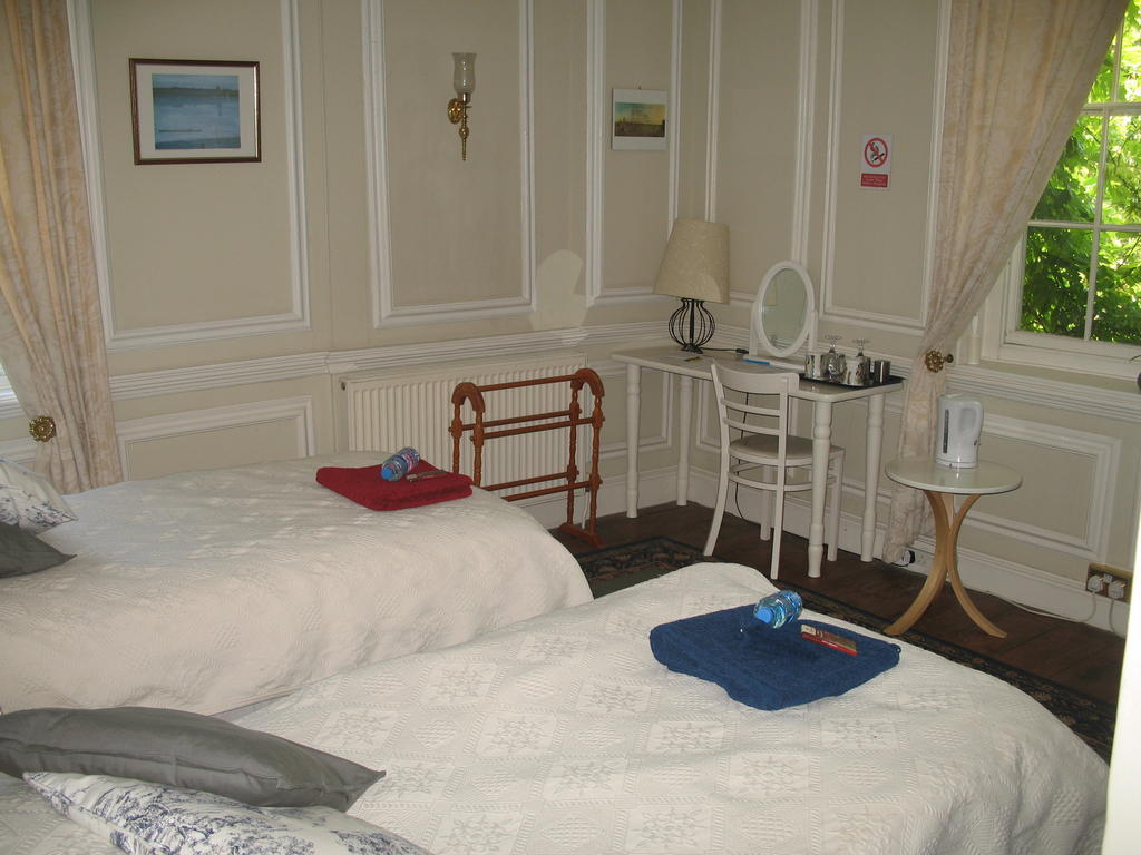 Rothmans B&B Chelmsford Exteriör bild